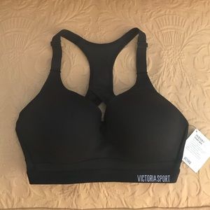 Victoria’s Secret Incredible Sports Bra